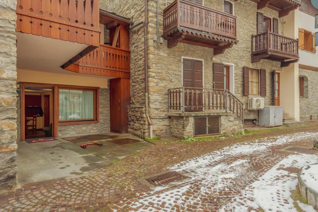 La Leitery Du Mont Blanc 1 - Comfort E Posto Auto - Cour 0140 Courmayeur Kültér fotó